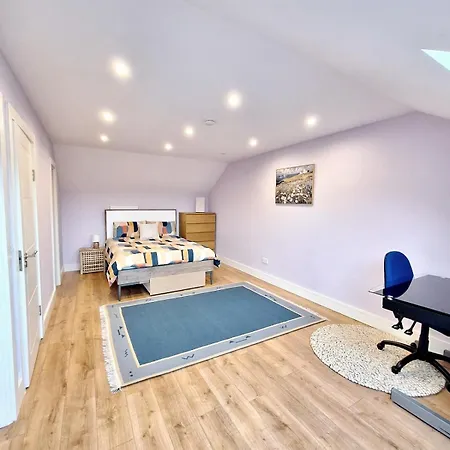 4-bed House Close To Airport, & Beaches * Δουβλίνο